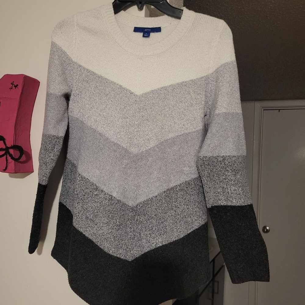 Women's Gray Gradient Sweater